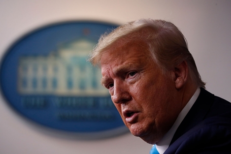 Mỹ phá kỷ lục số ca tử vong, ông Trump dọa cắt viện trợ cho WHO