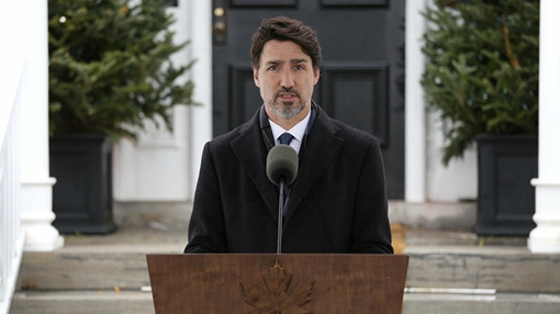 Thủ tướng Canada "đứng hình" 21 giây khi nhận định về ông Trump