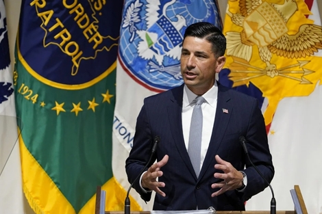 Mỹ chặn thị thực của hơn 1.000 sinh viên, nhà nghiên cứu Trung Quốc