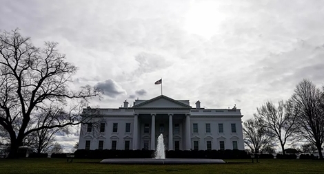 Lầu Năm Góc từ chối 21 phát đại bác "chia tay" ông Trump 