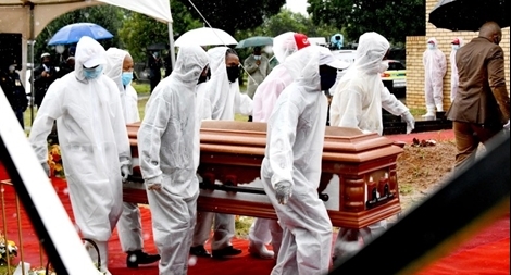 Mỹ phát hiện biến thể virus Corona "lây siêu nhanh" từ Nam Phi 