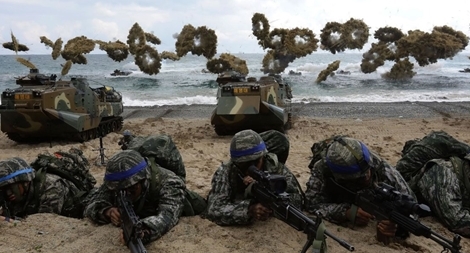 Mỹ-Hàn tập trận bất chấp COVID-19 