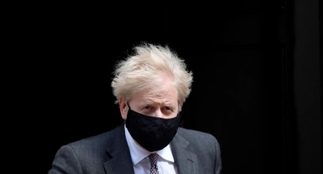 Anh bác tin đồn về tuyên bố "thà để thi thể chất đống chứ không tái phong tỏa"