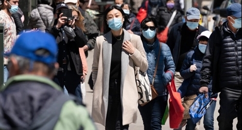 Người Mỹ được tiêm vaccine đầy đủ có thể không đeo khẩu trang khi ra ngoài