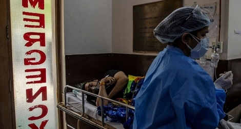 Tiếp tục phá kỷ lục ca nhiễm mới, Ấn Độ đóng cửa trung tâm tiêm chủng ở thủ đô 