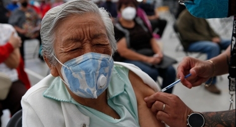 WHO bật đèn xanh cho vaccine của Trung Quốc