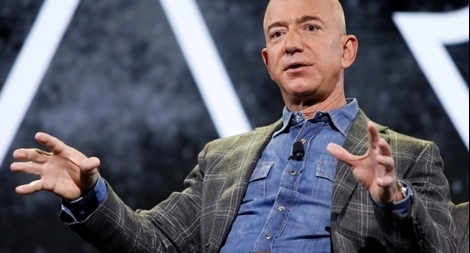 Tiện ích "khủng" trong chuyến bay vào không gian của người giàu nhất thế giới