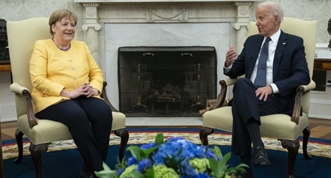 Tổng thống Mỹ tạm biệt Thủ tướng Đức tại Nhà Trắng 