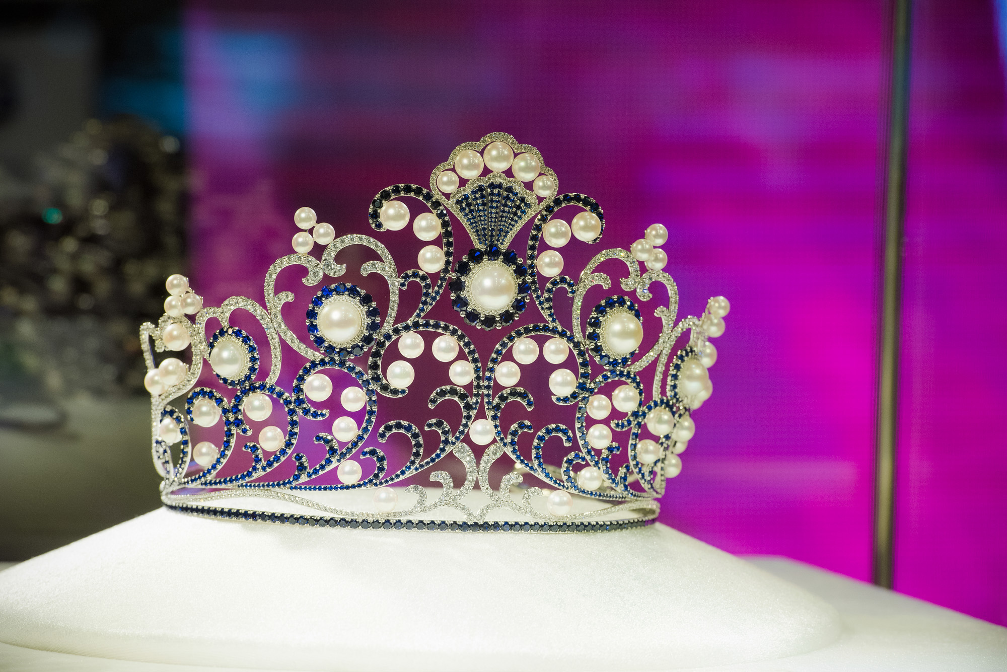 Công bố giải thưởng "khủng" cho Hoa hậu Việt Nam 2016