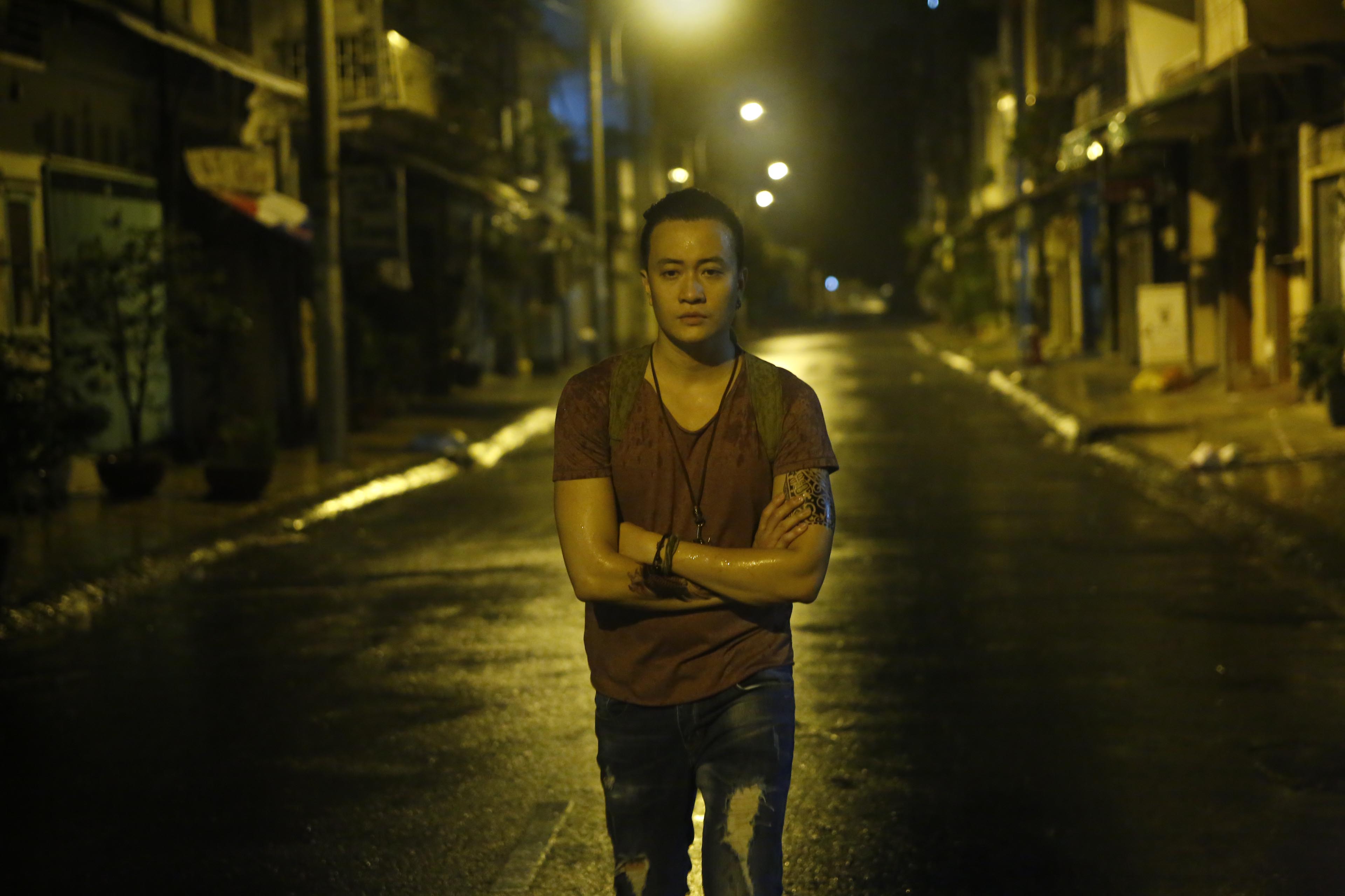 “Dán nhãn” 18+ cho phim về giới đồng tính, mại dâm của Vũ Ngọc Đãng