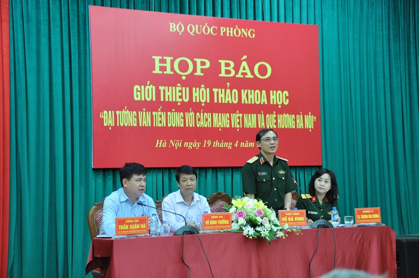 Hội thảo khoa học về Đại tướng Văn Tiến Dũng