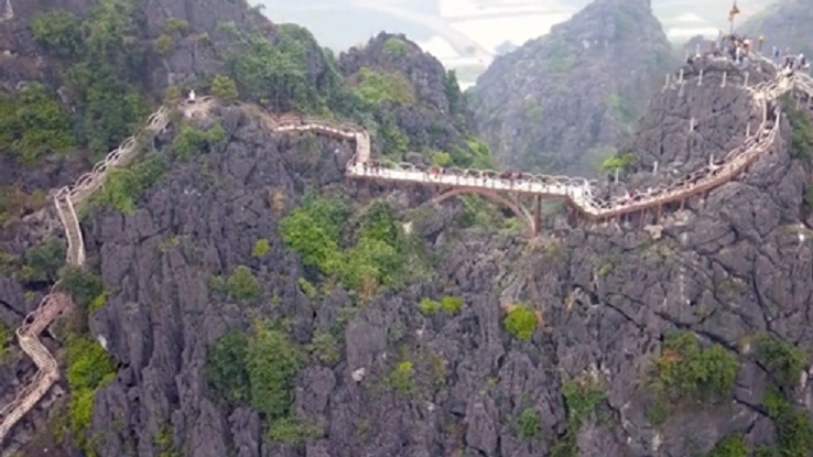 Quy trách nhiệm vụ xây dựng trái phép tại Tràng An