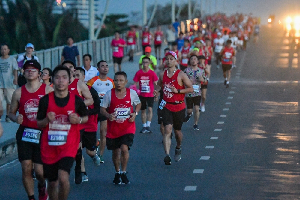 Gần 1 tỷ đồng ủng hộ từ thiện qua giải Marathon quốc tế TP.HCM 2018