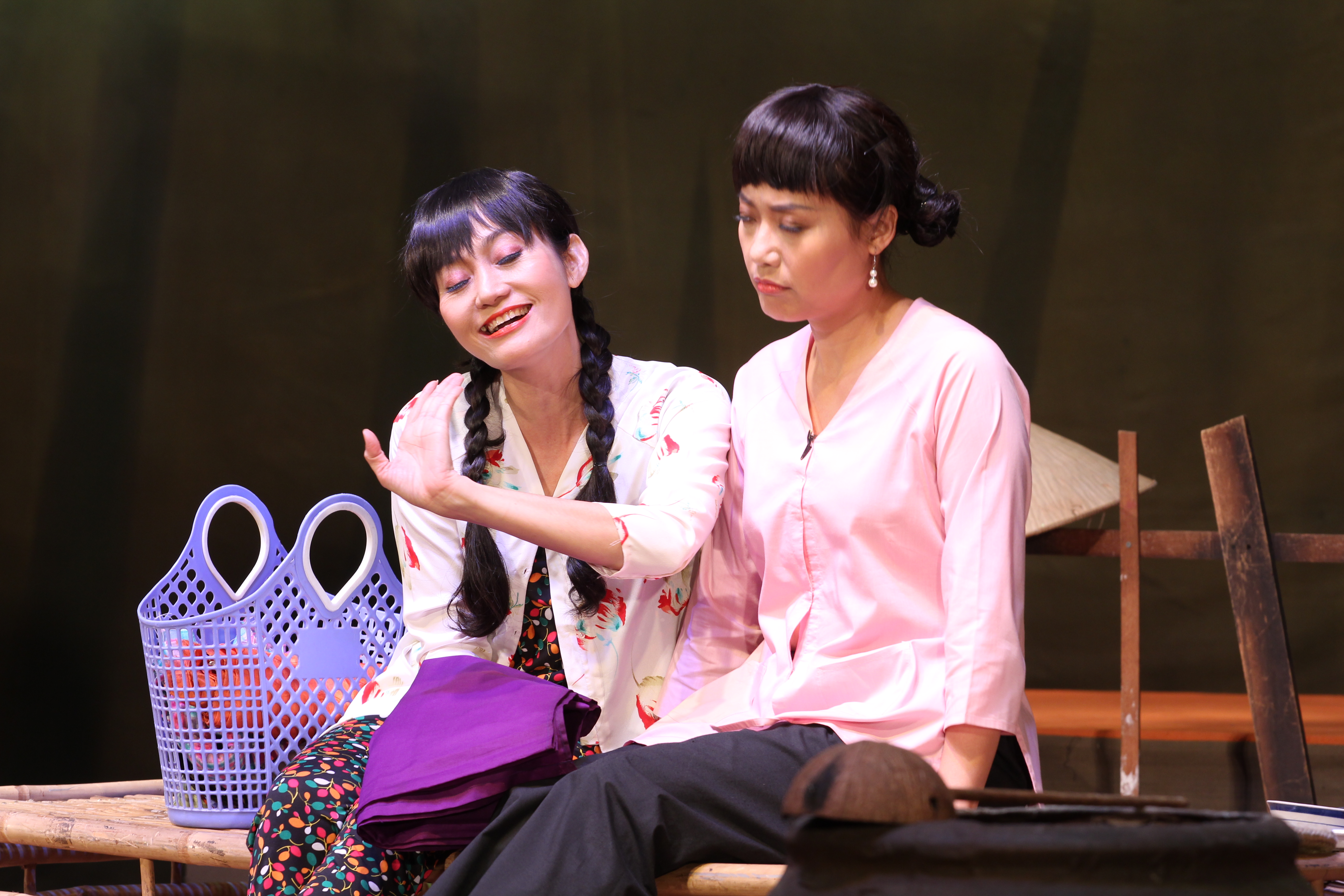 Vở diễn “Nửa đời ngơ ngác” cán mốc 150 suất diễn