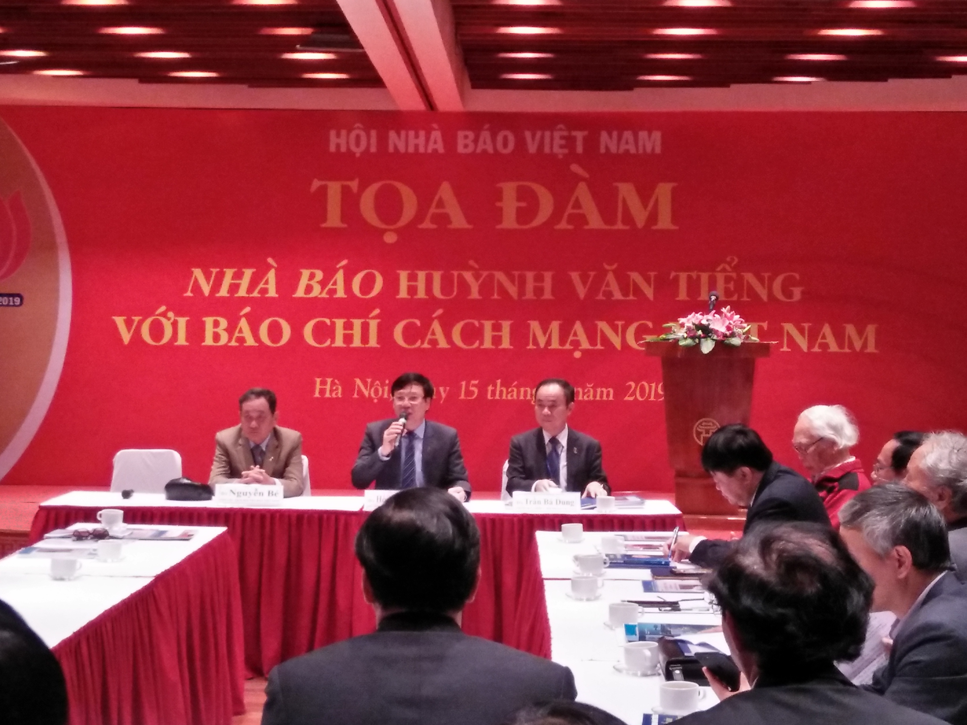 Tọa đàm “Nhà báo Huỳnh Văn Tiểng với báo chí cách mạng Việt Nam”.