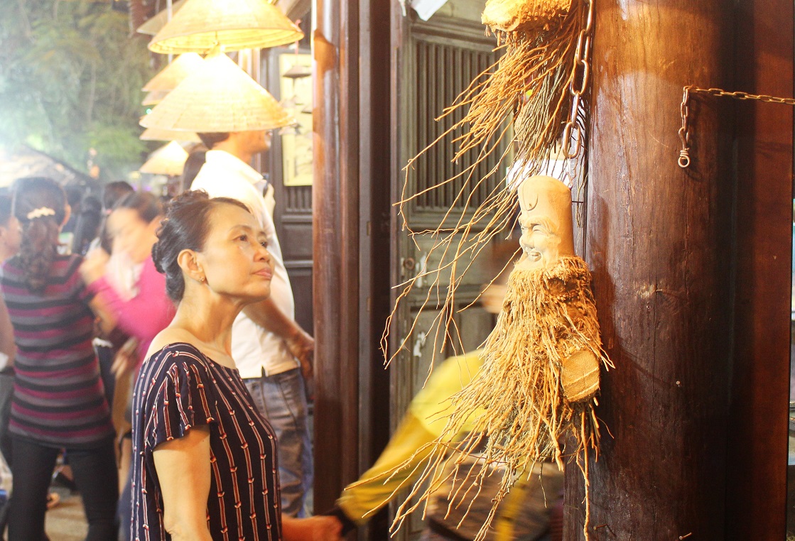 Hồi sinh nhiều làng nghề sau mỗi kỳ Festival nghề truyền thống Huế