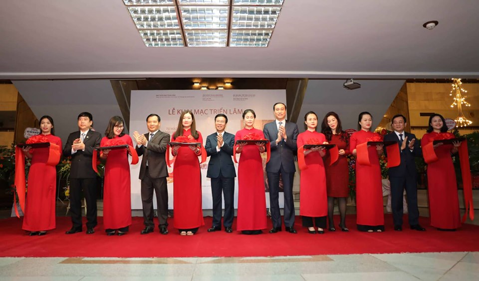 Tự hào 90 năm Đảng Cộng sản Việt Nam - Một chặng đường vẻ vang