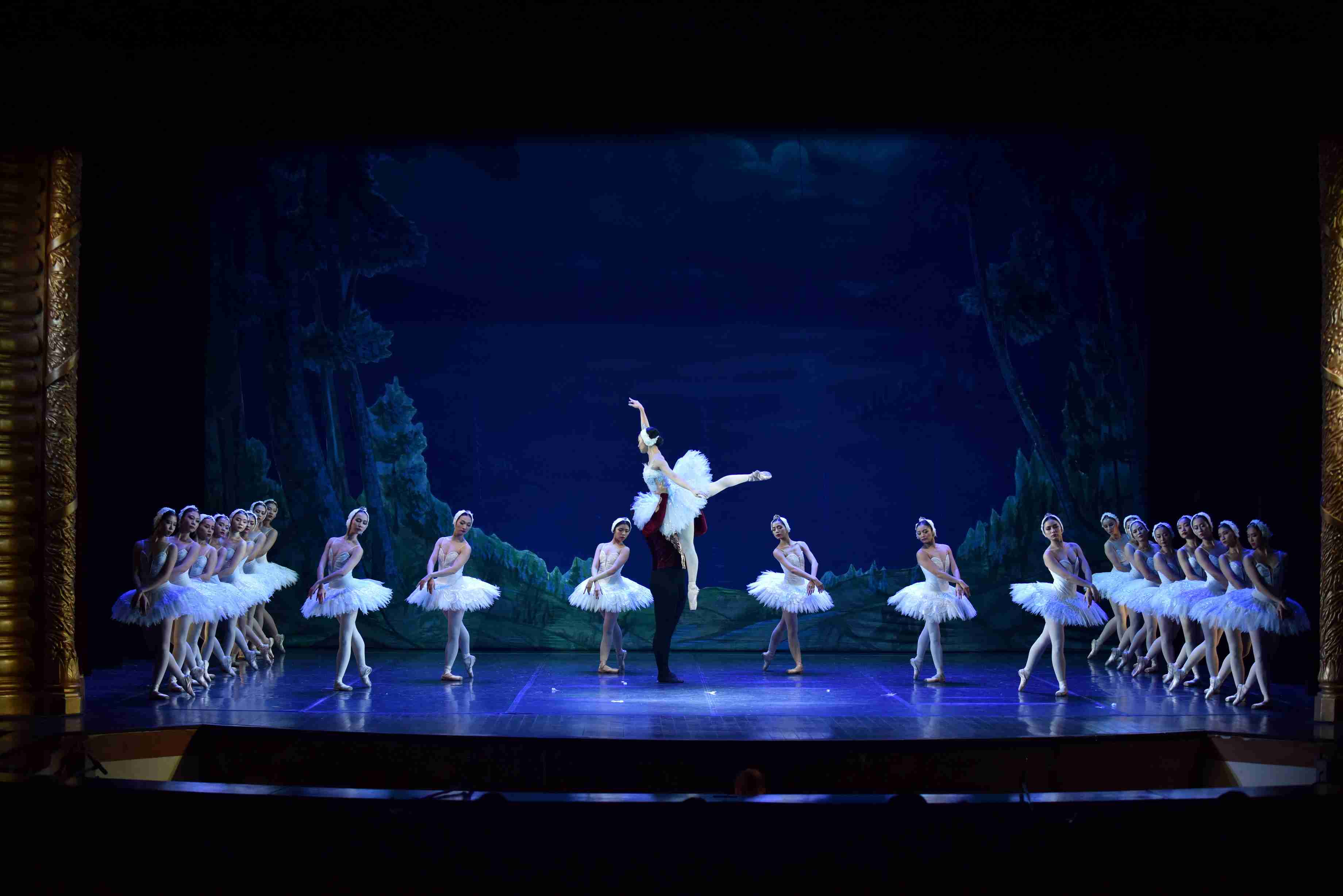 Đưa vở ballet “Hồ Thiên Nga” lưu diễn cả nước