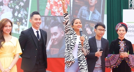 Hari Won và H’Hen Niê làm đại sứ phòng chống tảo hôn 