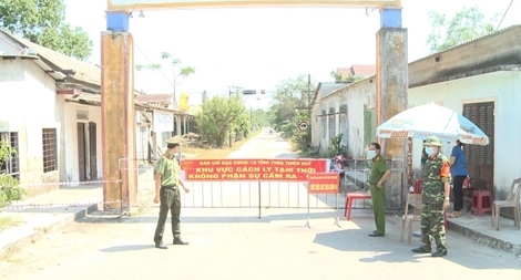 Sản phụ chuyển dạ trong khu vực phong tỏa