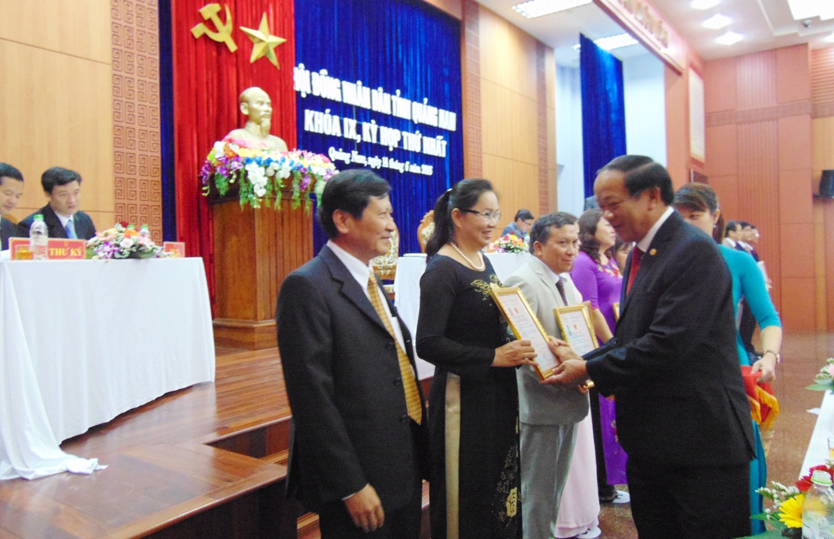 Ông Đinh Văn Thu tái cử Chủ tịch UBND tỉnh Quảng Nam