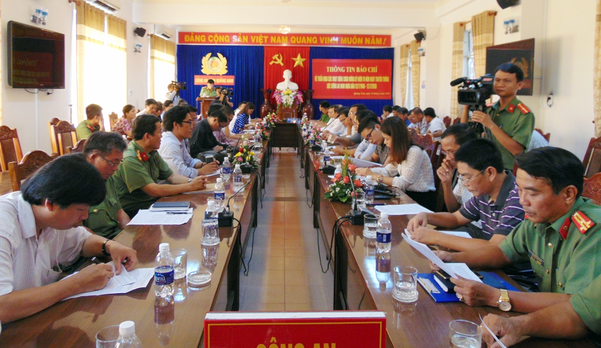 Công an tỉnh Quảng Nam tổ chức nhiều hoạt động kỷ niệm Ngày truyền thống lực lượng ANND