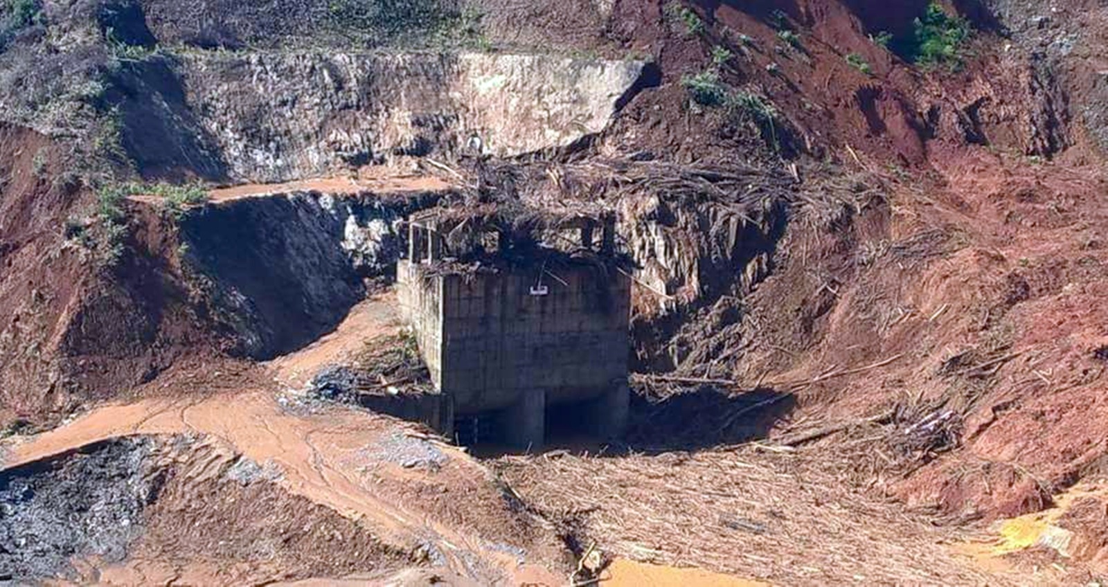 Thủy điện Sông Bung 2 tích nước sai quy định