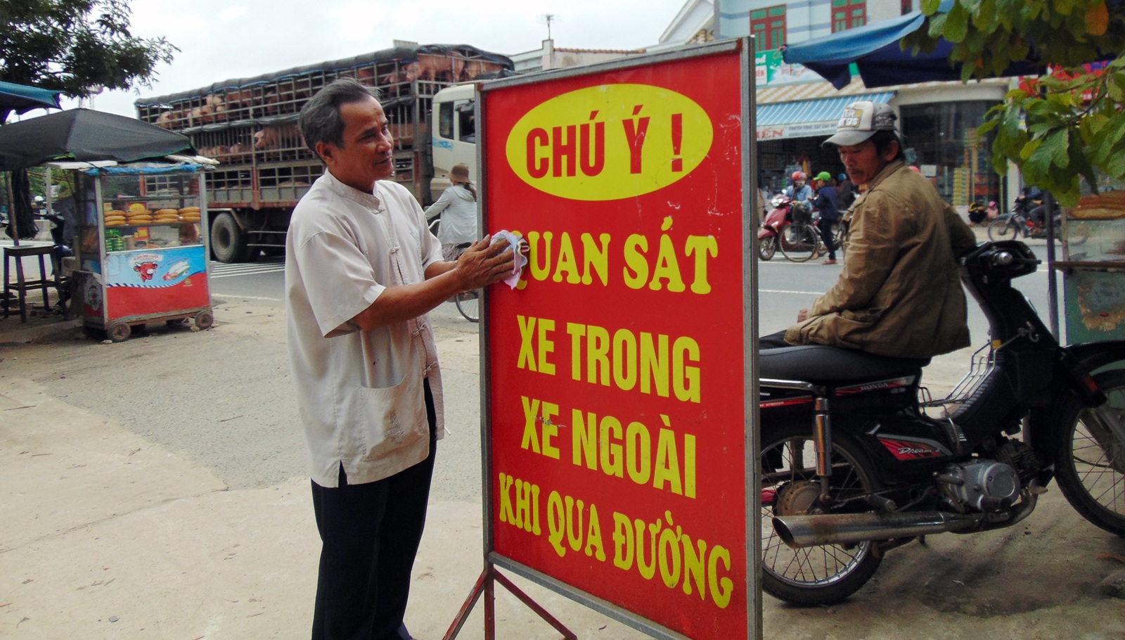 Việc làm thiết thực nhằm đảm bảo an toàn giao thông