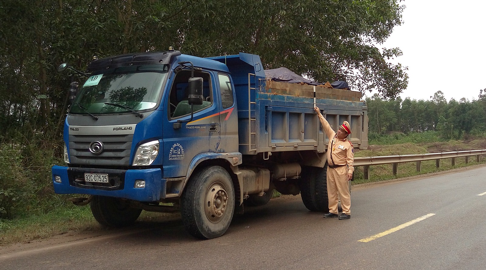 Quảng Nam kiên quyết xử lý vi phạm trên các tuyến đường trọng điểm