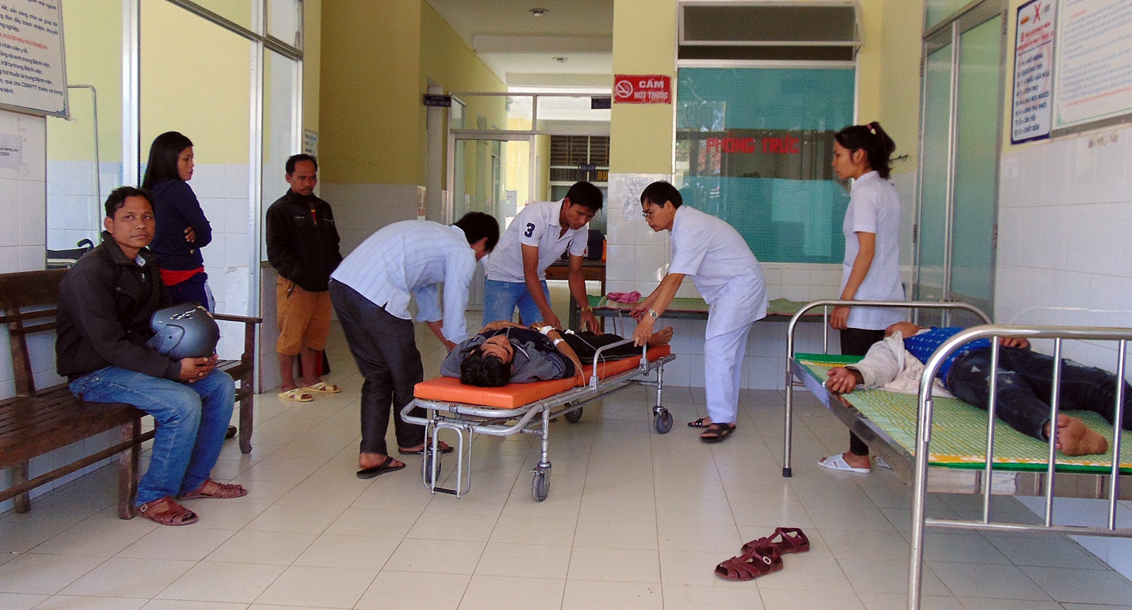 Thông tin mới nhất vụ nghi ngộ độc rượu khiến 4 người tử vong