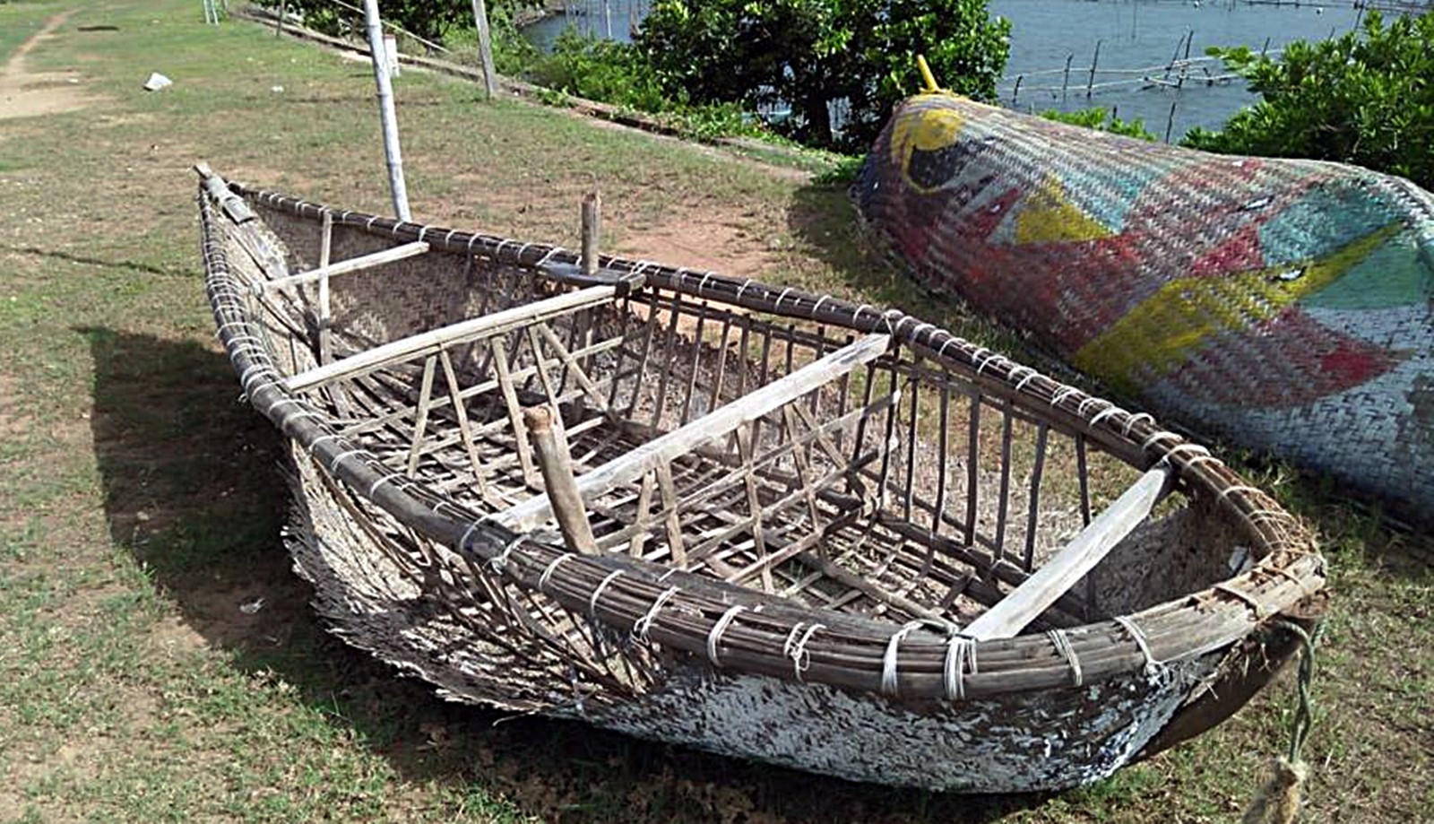 Tiêu điều, hoang phế con đường nghệ thuật thuyền thúng lập kỷ lục Việt Nam