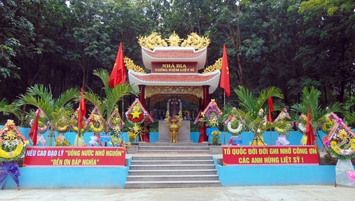 Khánh thành Nhà bia tưởng niệm liệt sĩ khe Chín Khúc