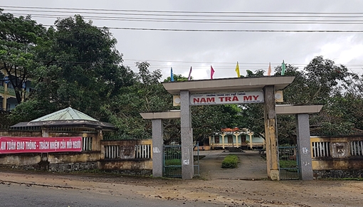 Bị đánh khi vào can ngăn bạn đánh nhau, học sinh lớp 10 đâm bạn tử vong