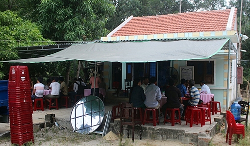 Bắt giữ nghi phạm truy sát 3 cha con thương vong