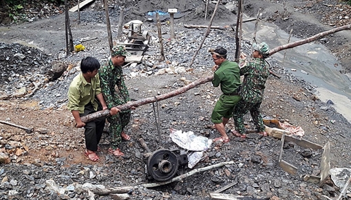 Truy quét "vàng tặc" trong Khu bảo tồn thiên nhiên Sông Thanh