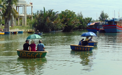 Du lịch thuyền, thúng tại Hội An hoạt động lại
