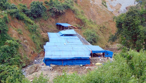 Bắt được nghi can đâm 2 người thương vong ở bãi vàng