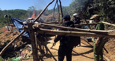 Dai dẳng nạn “vàng tặc” ở Bồng Miêu