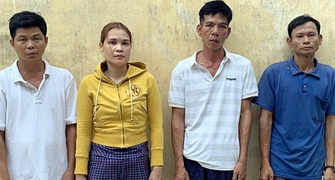 Cặp vợ chồng cầm đầu tổ chức đánh bạc qua mạng viễn thông quy mô lớn