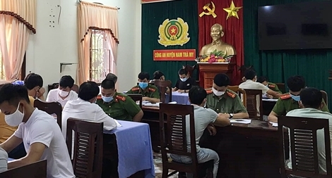 Triệt xóa 2 tụ điểm đánh bạc, tổ chức đánh bạc tại “thủ phủ” sâm Ngọc Linh