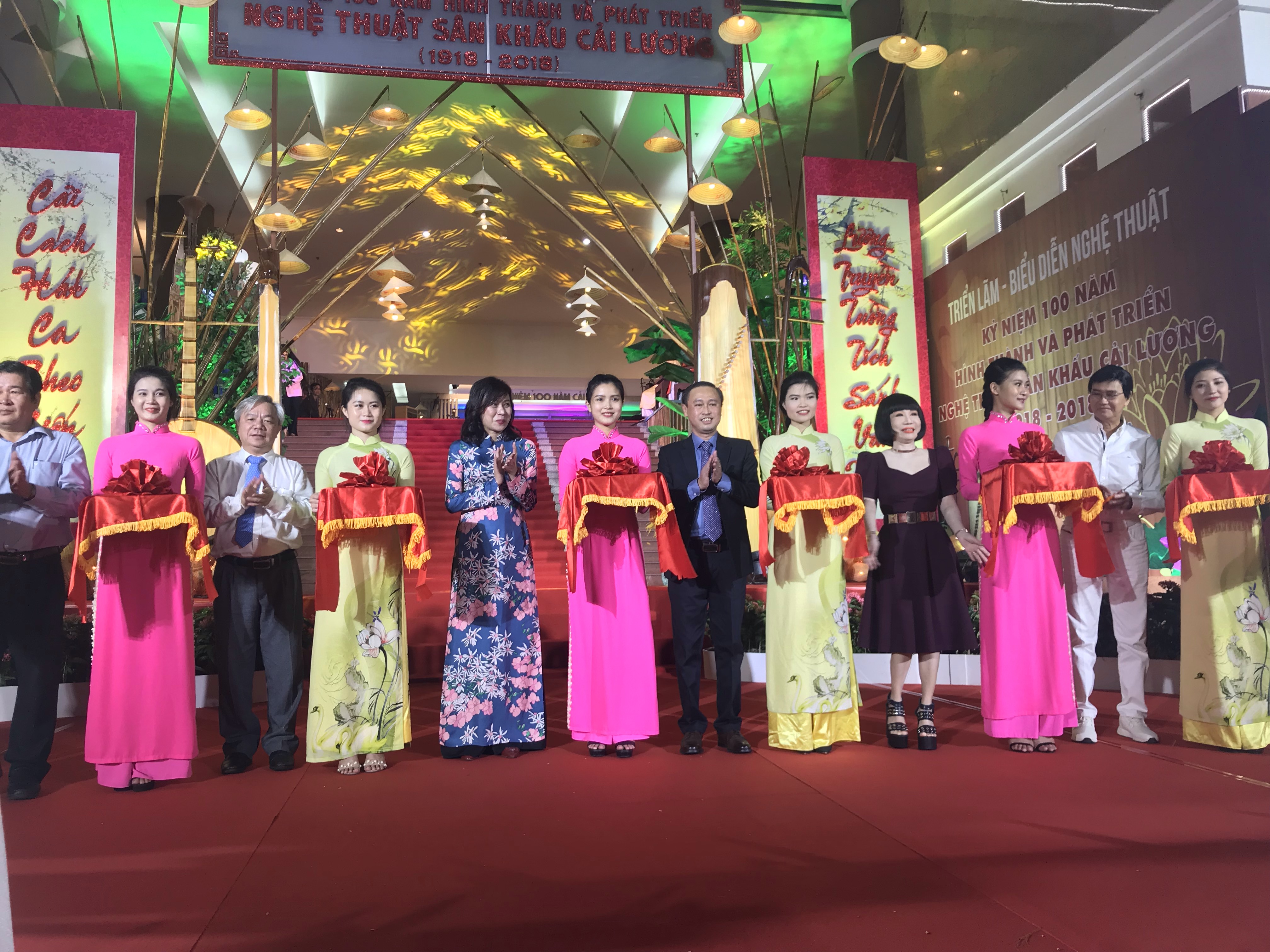  Nghệ thuật sân khấu cải lương - 100 năm hình thành và phát triển