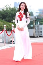 Nhã Phương bất ngờ giành giải thưởng lớn tại Hàn Quốc