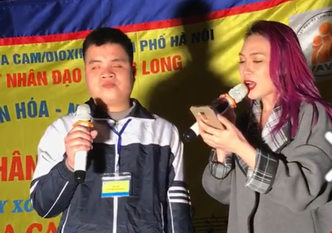 Xúc động khi xem Mỹ Tâm hát cùng người khiếm thị