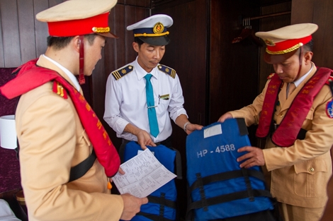 Tăng cường TTKS các tuyến đường thủy nội địa phía Bắc