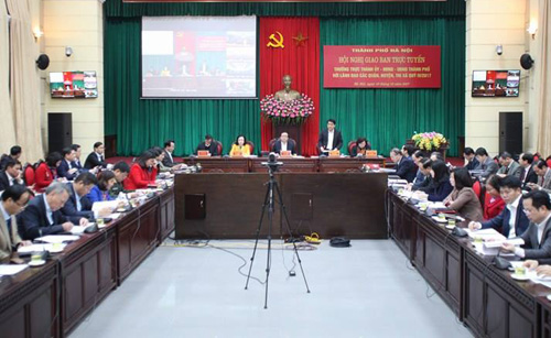 Hà Nội Kiểm điểm sâu sắc 1 Chủ tịch xã vi phạm giờ hành chính