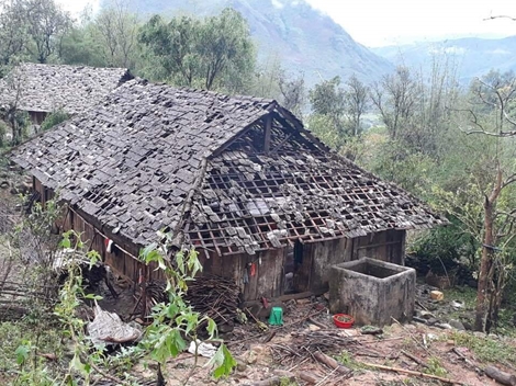 Trong 2 ngày, mưa đá và giông lốc gây thiệt hại 130,6 tỷ đồng