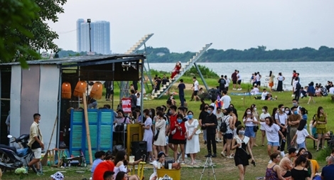 Phạt điểm kinh doanh bãi đá sông Hồng 17,5 triệu đồng