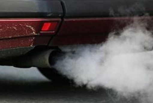 Cân nhắc lùi lộ trình áp dụng tiêu chuẩn khí thải Euro 4 đối với xe tải và xe khách