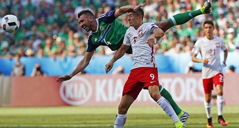Ba Lan 1-0 Bắc Ireland: Chiến thắng nhọc nhằn