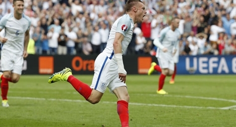 Anh 2 - 1 Wales: Sư tử lội ngược dòng